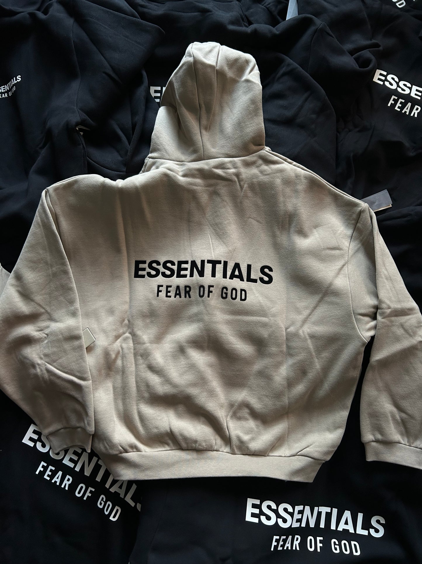 Hoodie ESSENTIALS fear of god fleece Desert sabe