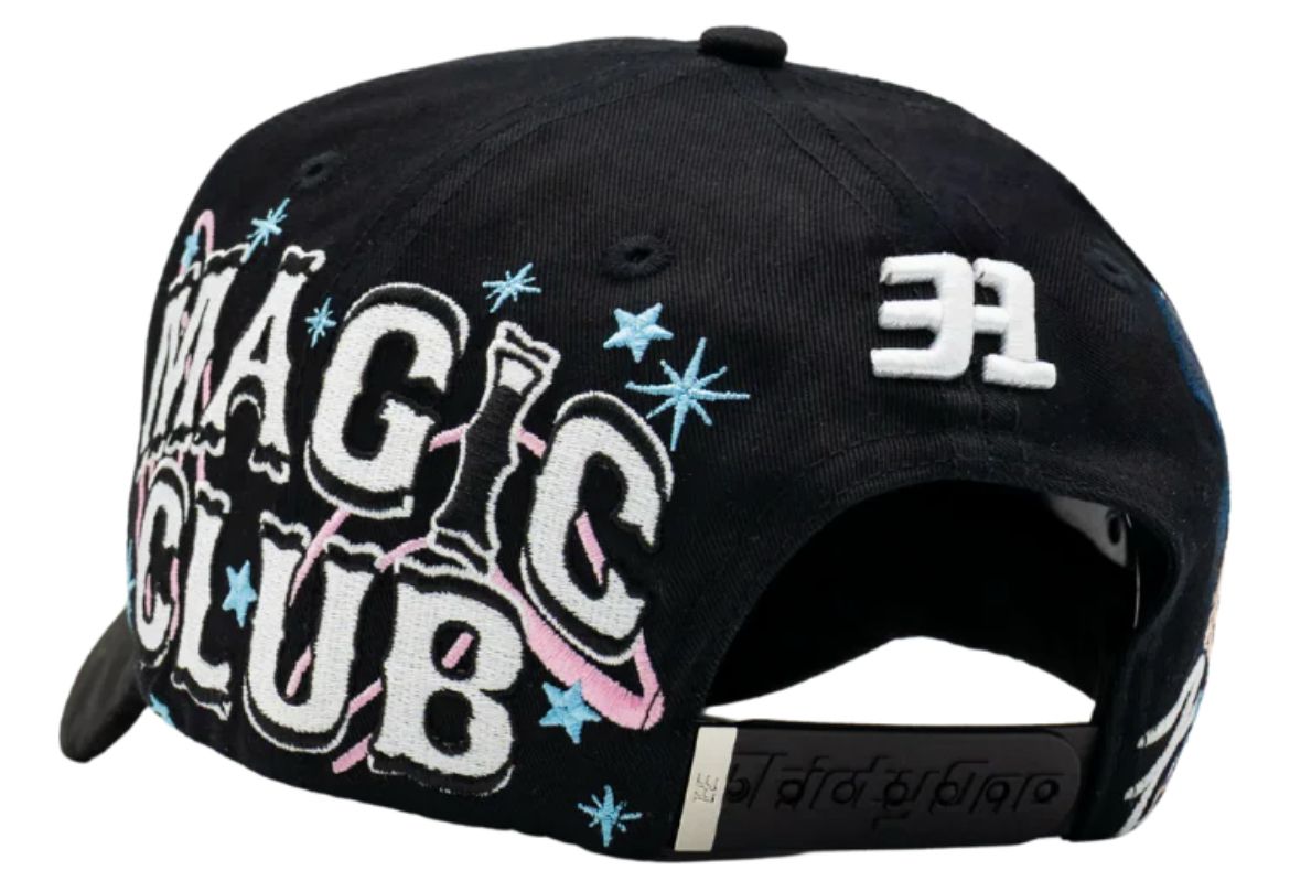 Thirthy One Hats Mágic Club