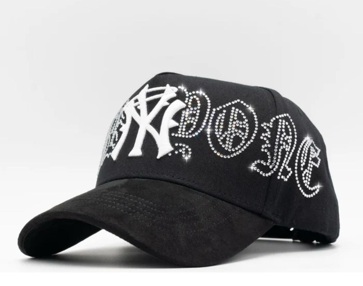 Thirthy One Hats NY Crystals White