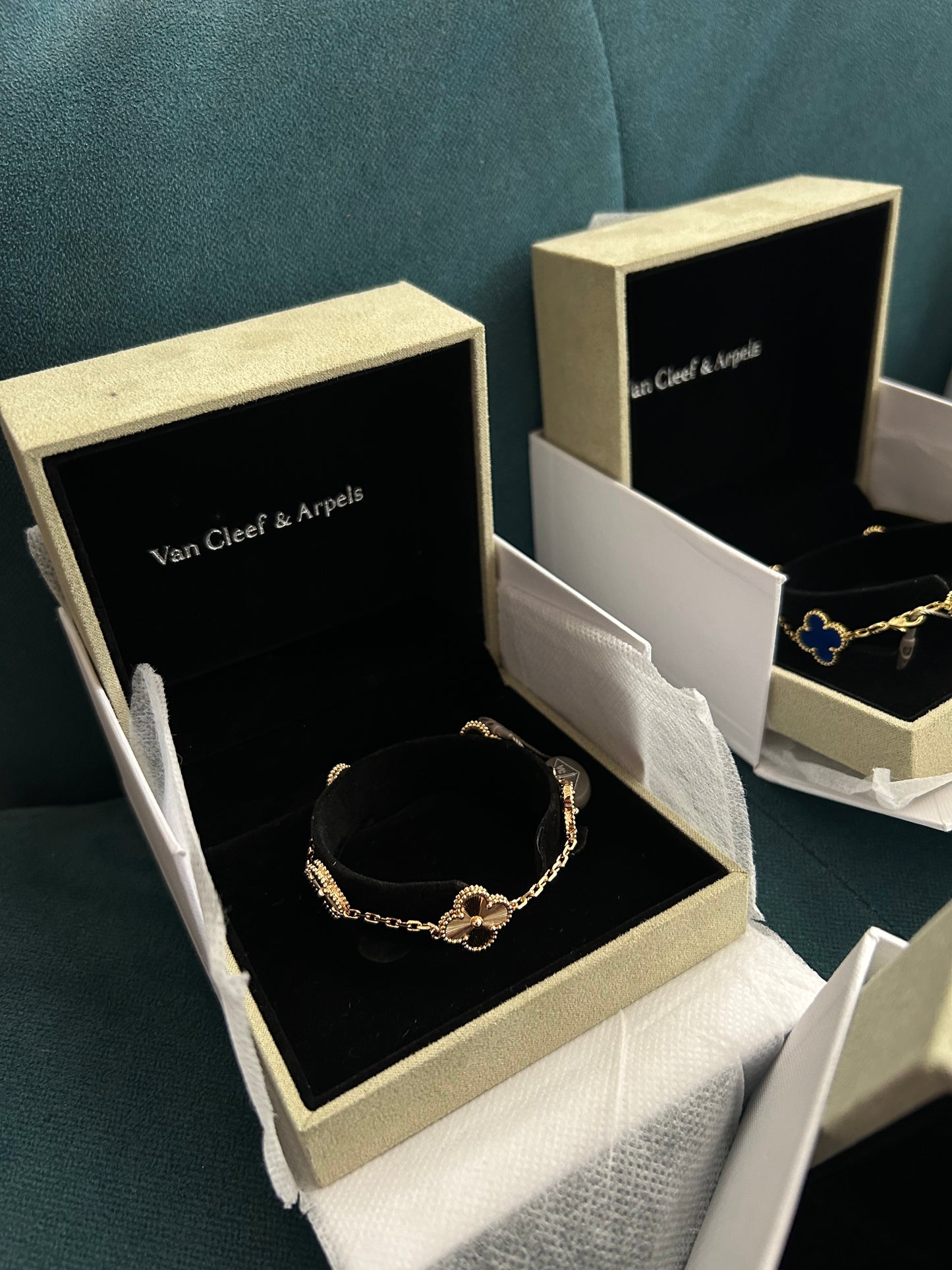 Pulso tipo VC Plata .925 baño en oro 18k tipo oro rosa