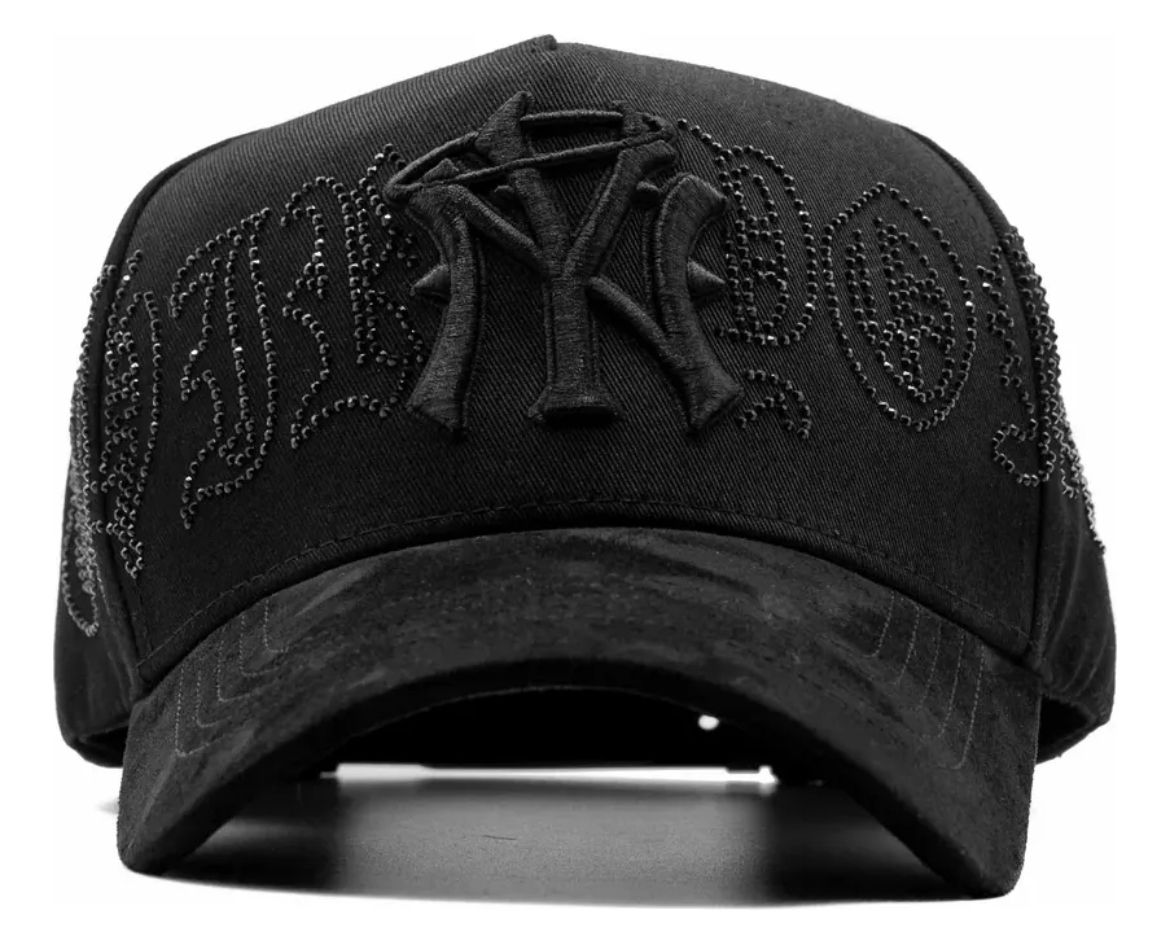 Thirthy One Hats NY Crystals Black