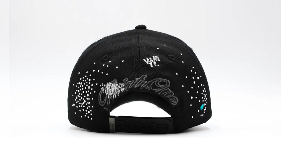 Thirthy One Hats Jewerly