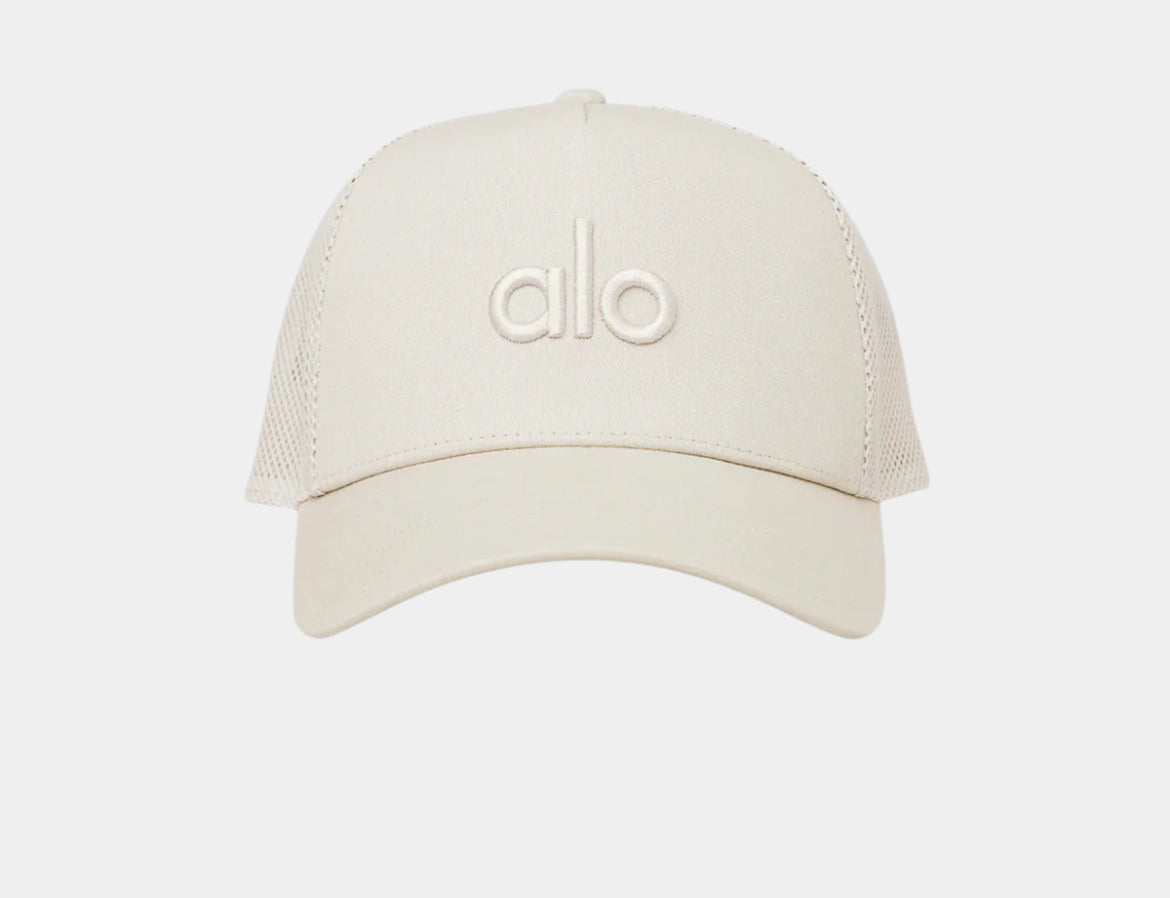 Gorra alo
ALO DISTRICT TRUCKER HAT
Hueso