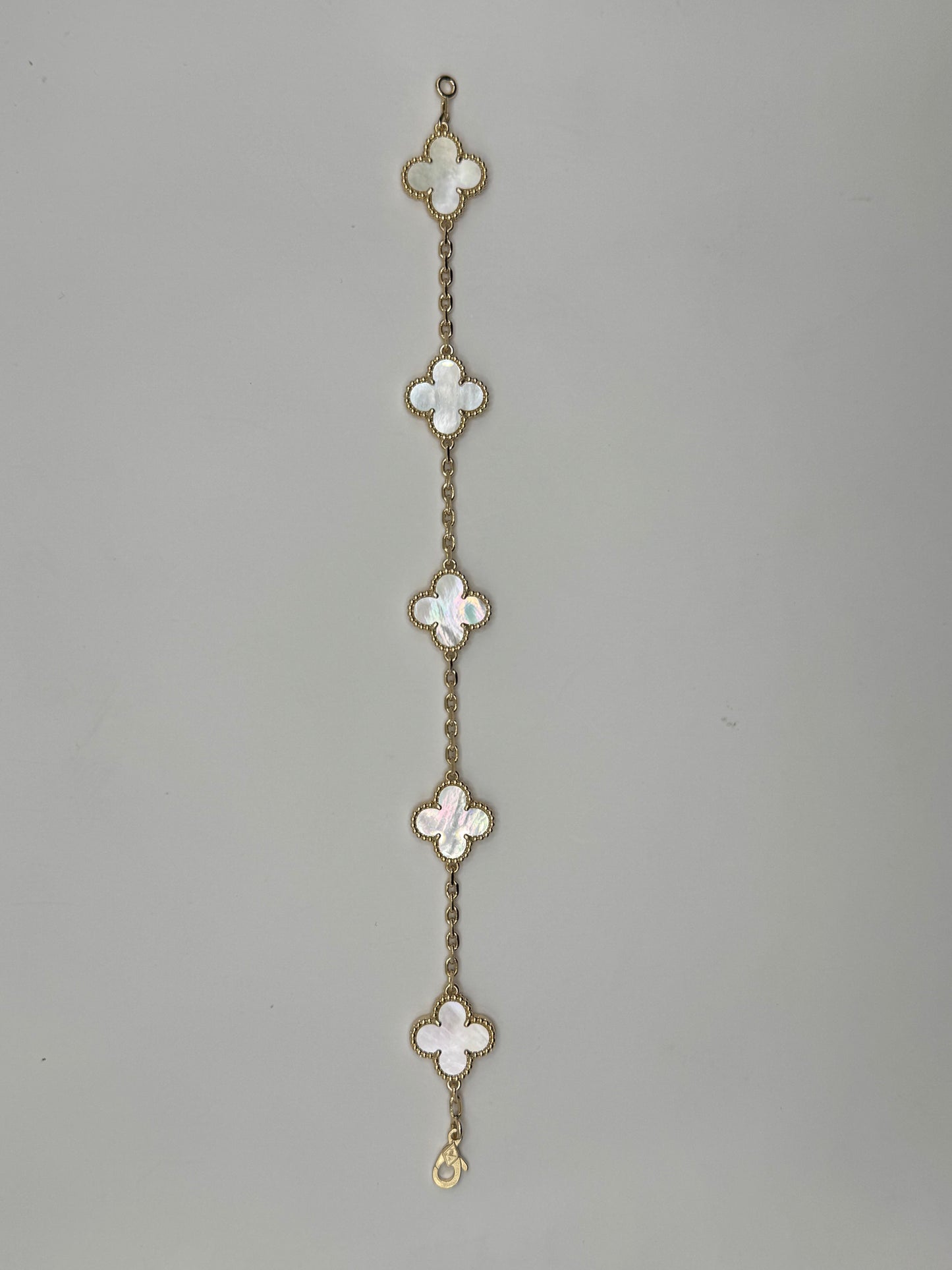 Pulsos de plata TIPO Van
Cleef Plata .925 bañada en oro blanca