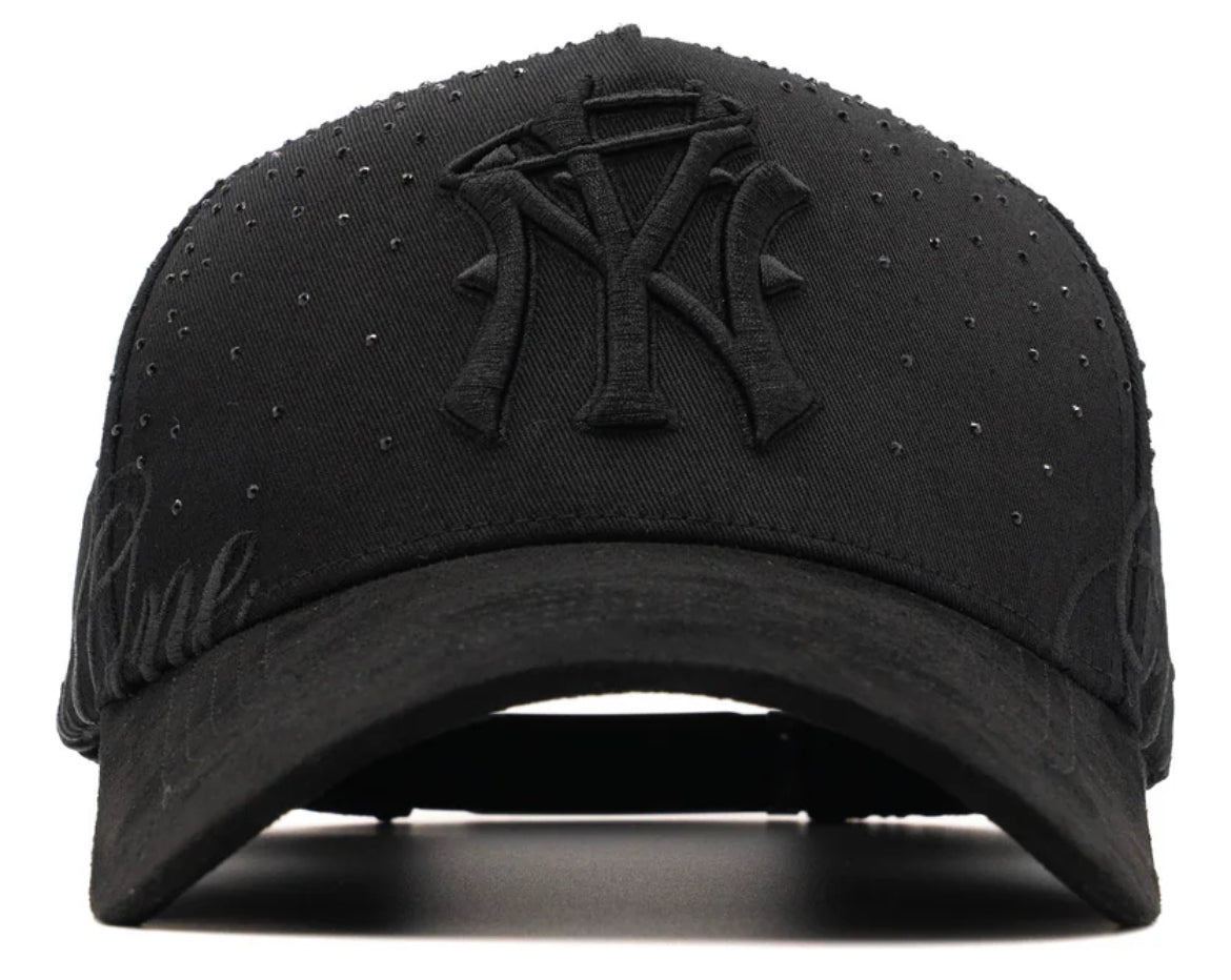 Thirthy One Hats 31 forever black