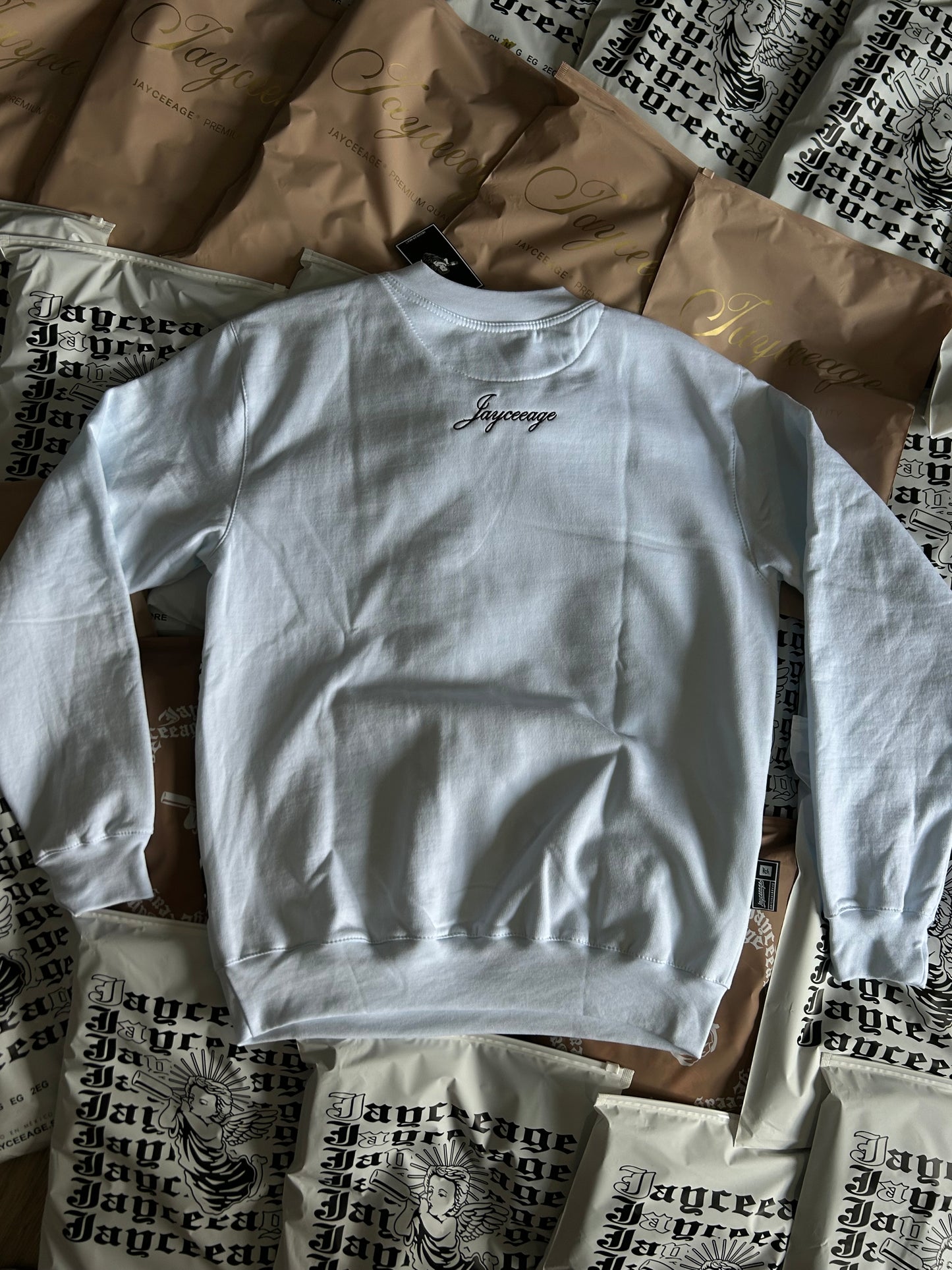 Sudadera Jayceeage ángel blanca