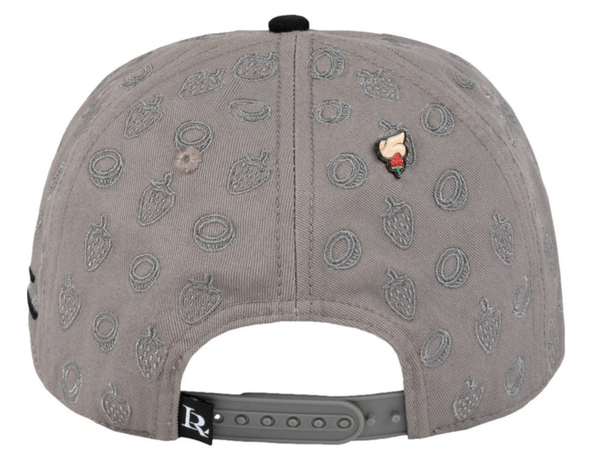 JC HATS X LUIS R TRAKAS GRIS