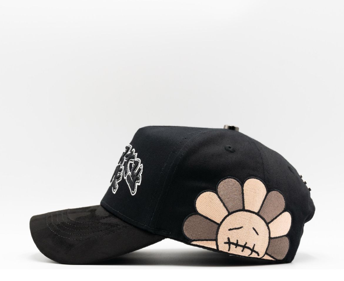 Thirthy One Hats Murakami